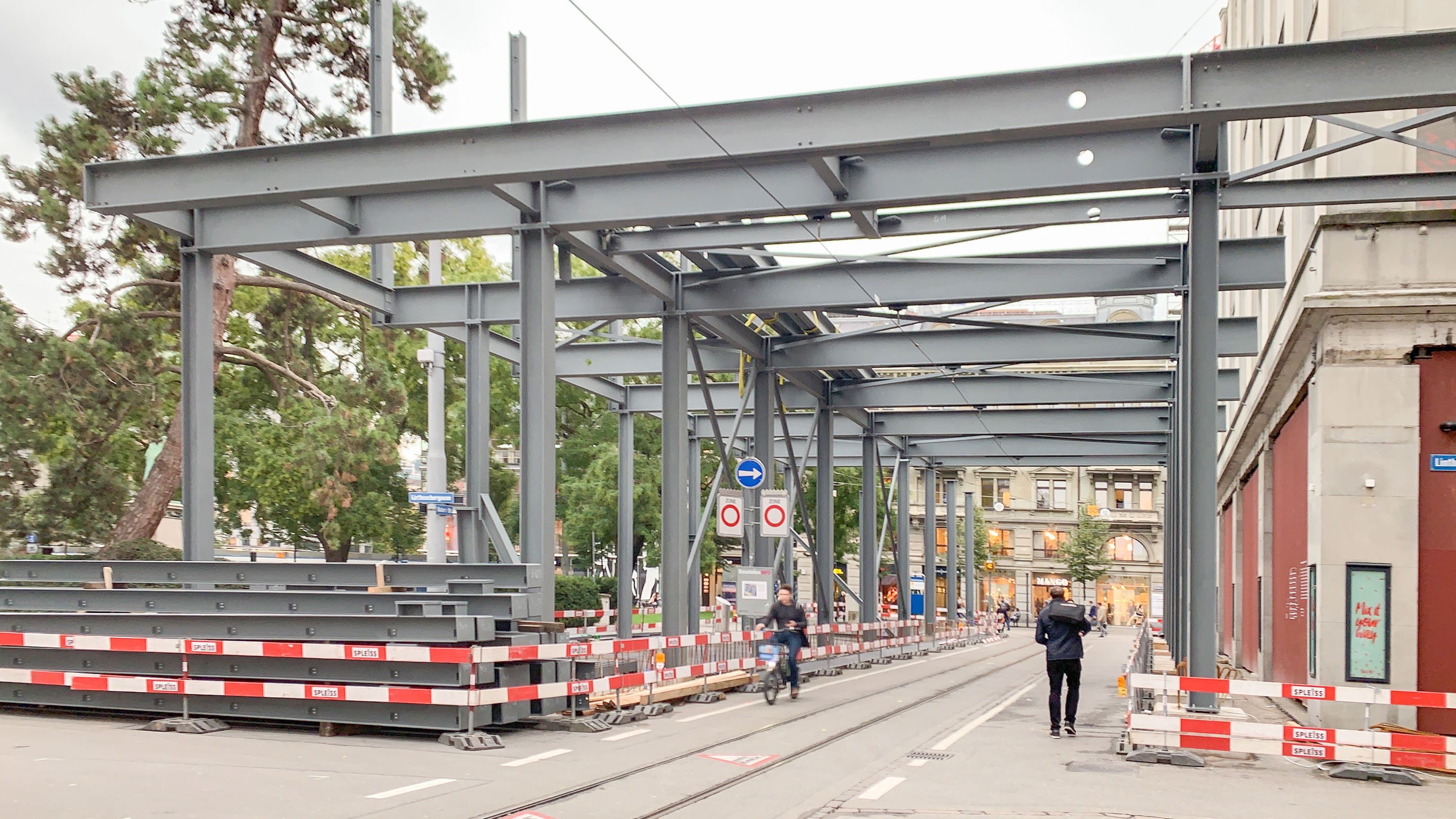 spleiss-referenzen-aktuelle-baustelle-totalsanierung-bahnhofstrasse-zuerich-4-3000px