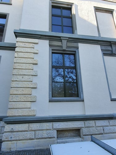 corti-referenzen-steine-platten-schulhaus-emmersberg-schaffhausen-05